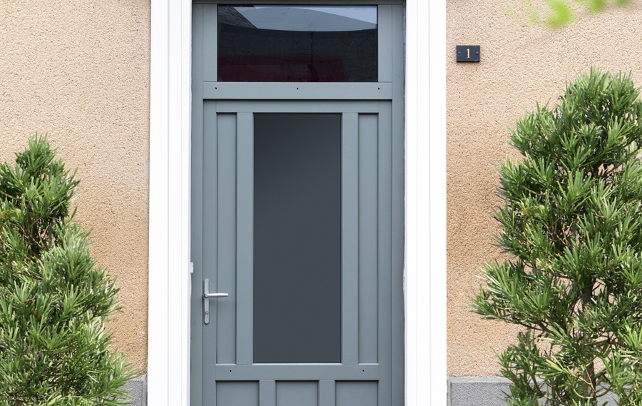 Notre gamme de porte d'entr&eacute;e en BOIS CLASSIQUE et CREATIVE CONTEMPORAINE &agrave; LANEUVILLE AU RUPT